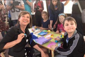 Lovitură pentru Klaus Iohannis! Ce ar putea păţi Carmen Iohannis, dacă nu va merge la audieri