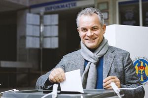 Vladimir Plahotniuc a aruncat capcana democrată opoziţiei de la Chişină