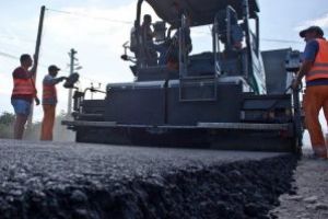 Lucrările de reparaţii continuă pe patru străzi din Sfântu Gheorghe