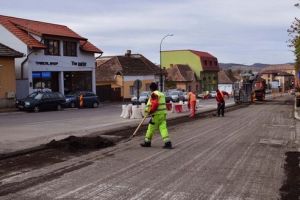 Lucrări de reparaţii şi reabilitări la Târgu-Mureş