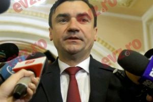 Afaceri DUBIOASE la IAŞi. O companie media, ACUZATĂ că este protejată de CHIRICĂ