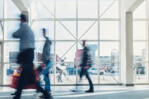 Mediul PRIVAT a CAPOTAT în faţa marelui URS: STATUL ROMÂN!