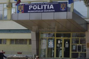 O tânără condamnată la închisoare şi dată în urmărire s-a prezentat la poliţie cu o ...