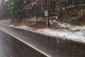Ninge la Bâlea Cascadă. Starea drumurilor din judeţ