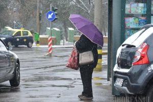 Vine un val de frig: Vremea devine deosebit de rece, cu ninsori şi intensificări de vânt