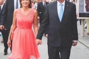 Stelian Tănase, atac năucitor la adresa soţilor Iohannis: 'Doamna face turism. Ăştia nu îşi dau seama ce se întâmplă, nu au nicio treabă cu România'