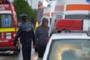 Accident grav pe DN1, la Sinaia. O masina s-a rasturnat