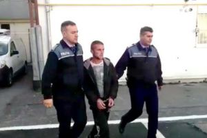 Reţinut pentru furt