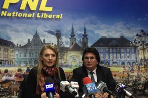Alina Gorghiu, despre inculpatul Nicolae Robu: Onestitatea este punctul lui forte, ii tin pumnii