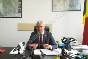 Adrian Țuţuianu – atacuri la Rovana, Dragnea şi Oprea,  în direct pe pagina sa de facebook