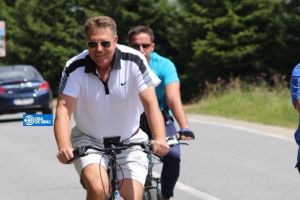 De la Buckingham la Poplaca. Iohannis pe bicicletă