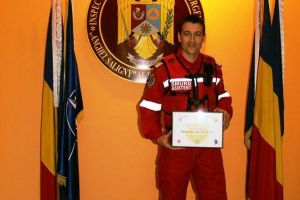 FOTO: Cine este “pompierul lunii octombrie”