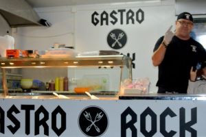 Gastro Rock & Rock Pub Clasim, gust şi bună dispoziţie pe acorduri rock