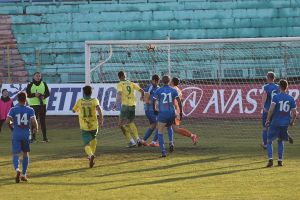 Foresta învinge Ceahlăul şi urcă pe cinci