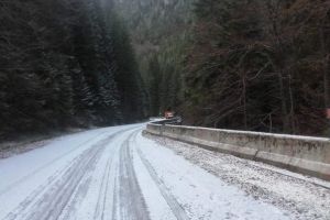 Nu sunt drumuri blocate în judeţul Bacău