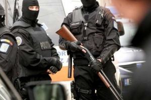 INCREDIBIL! Un politician reghinean lăsat de „mascaţi” fără un tablou Picasso de 1,5 milioane de euro!