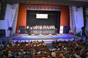 FOTOGALERIE. Spectacol la Casa de Cultură. Festivalul „Danţu’ Mânânţăilor”, o nouă ediţie reuşită