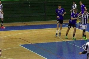 Handbaliştii, succes categoric