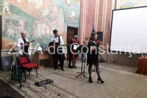 Muzica, poezie si dans, la evenimentul Oglinzi“, desfasurat la Muzeul de Istorie Nationala si Arheologie Constanta (galerie foto + video)