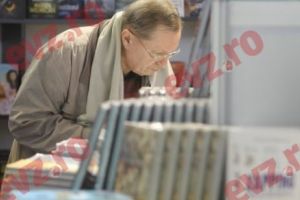 Cartea a bătut mâncarea