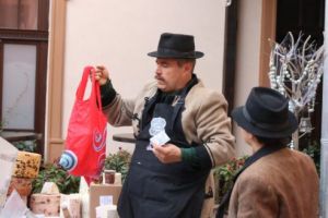 GALERIE FOTO: O feerie a simţurilor la noua ediţie Local Farmers’ Market