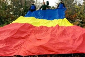 Drapelul de pe Tâmpa a fost din nou schimbat