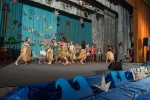 Elevii de la Liceul cu Program Sportiv au petrecut ca în Hawaii