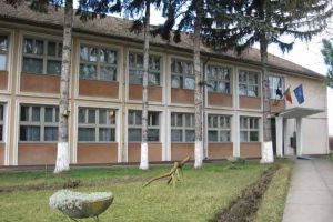 Primăria Aiud: Liceul Tehnologic Agricol „Alexandru Borza” Ciumbrud pregăteşte tehnicieni. La 1 noiembrie a început demararea Proiectului “Cultivăm idealul!”,  privind Învăţământul Secundar – ROSE