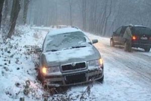 Sfaturi de la politisti pentru soferi, in sezonul rece. Ai face bine sa le asculti!