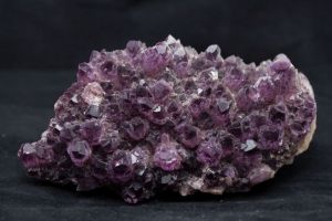 Expoziţie de minerale şi pietre fine din România, la Muzeul Brukenthal