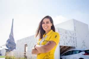 Ioana Anuţoiu, o tânără vâlceancă reprezintă  România la olimpiada caselor solare, în Dubai