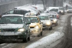 RECOMANDĂRI PENTRU CIRCULAȚIA RUTIERĂ ÎN CONDIȚII DE IARNĂ
