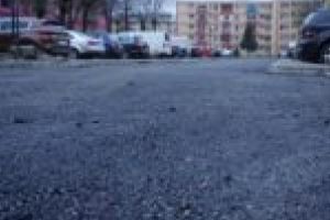 Asfalt nou şi gazon proaspăt pe aleea protestelor [FOTO]