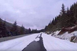 Transalpina (DN 67C) a fost închisă din cauza vremii. Traficul se va relua la primăvară