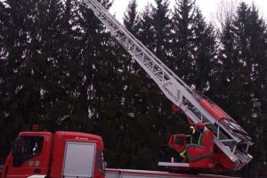 O nouă autospecială de lucru la înălţime pentru pompierii făgărăşeni