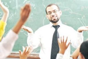 ALERTĂ! Ne PLEACĂ PROFESORII din ţară