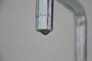 O parte dintre locuitorii din Oradea, dar şi din alte localităţi din jur, rămân, joi, fără apă