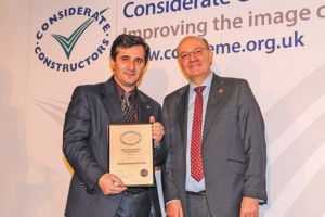 FOTO. Povestea sătmăreanului care construieşte casele miliardarilor din Londra