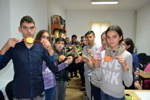 Proiectul „Adolescenţă fără violenţă!”, la Centrul Şcolar „Sf. ...