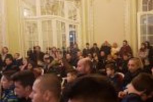 Drumeţ în ţara mea. Excursii tematice pentru tinerii români din Timoc