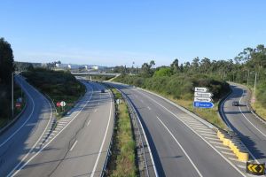 Autostradă prăbuşită în Portugalia – Sunt cel puţin doi morţi