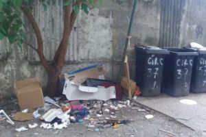 Nu mai aruncati gunoaie in locuri neamenajate. Politistii din Ploiesti au dat amenzi uriase in ultimele zile