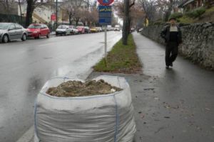 Se fură antiderapantul în Piteşti!