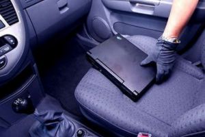 Nu lasati bunuri in masina! A inceput 