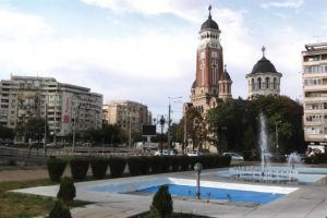 In timp ce angajaţii Primăriei au salarii de companii multinaţionale, Ploieştiul va fi dator vândut pentru următorii 15 ani!