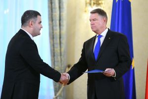 FOTO. Gabriel Leş, noul ministru al Apărării, a depus jurământul la Cotroceni
