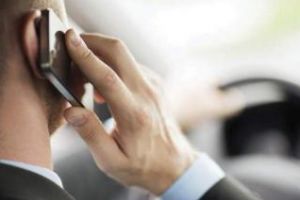 Decizia Curţii Constituţionale: Dacă eşti interceptat, operatorul e obligat să te informeze