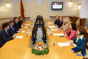 O delegaţie a Primăriei Râmnicu Vâlcea a vizitat oraşul Baranovici din Republica Belarus