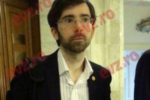 PNL tace şi face. MUTARE RECENTĂ, menită să întărească partidul. Ce replica va avea PSD?