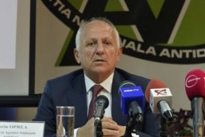 Șeful Antidrog, demis după ce a fost anchetat de două ori